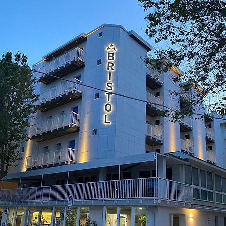 Hotel Bristol Misano Adriatico Esterno foto