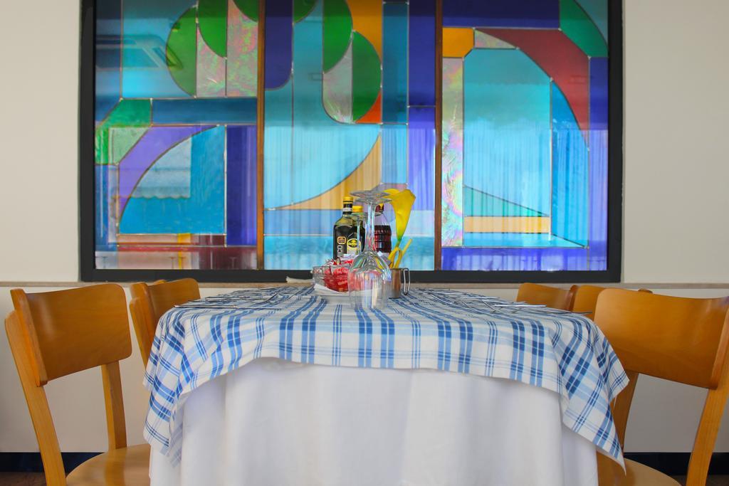 Hotel Bristol Misano Adriatico Esterno foto