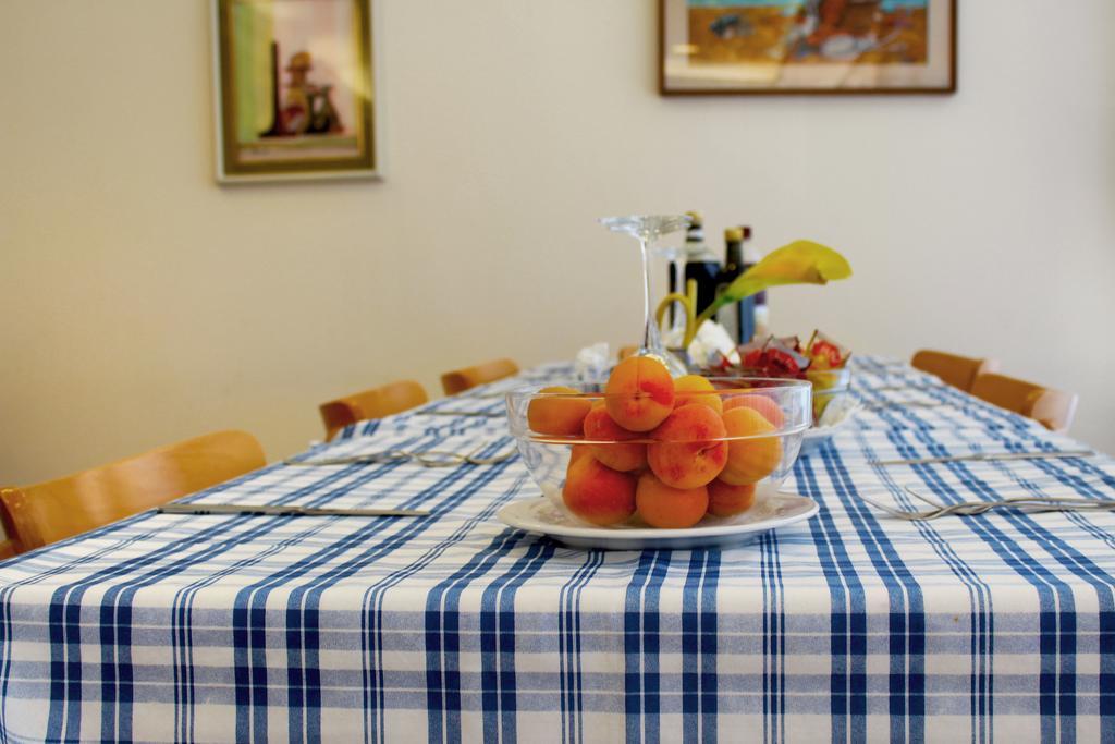 Hotel Bristol Misano Adriatico Esterno foto